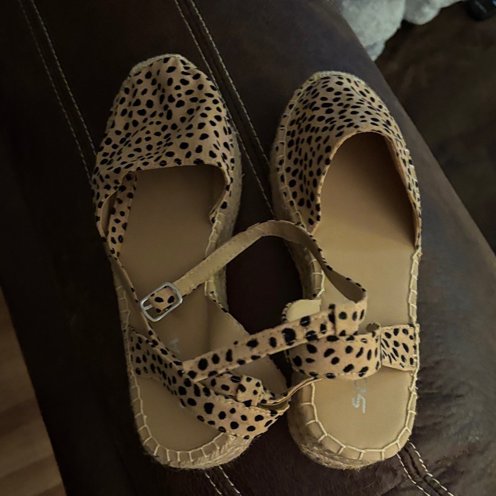 Soda Tan and Black Espadrille Flats